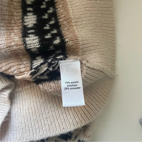 Maurices Cream & Black Fair Isle Button Front Cardigan Sweater Medium Women’s - Picture 9 of 10